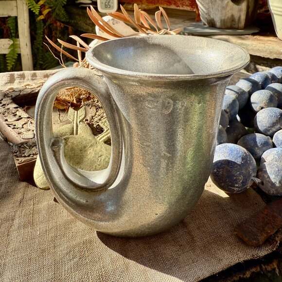 Vintage Pewter Wilton RWP Horn Trumpet Tavern Stein Tankard USA - Picture 1 of 9